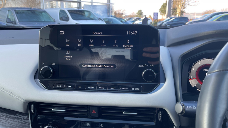 Nissan Qashqai 1.3 DiG-T MH 158 Tekna 5dr Xtronic Petrol Hatchback